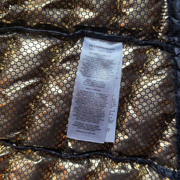 Womens XS Joy Peak Vest Black Puffer Insulated wore once! (HU) - Picture 5 of 6